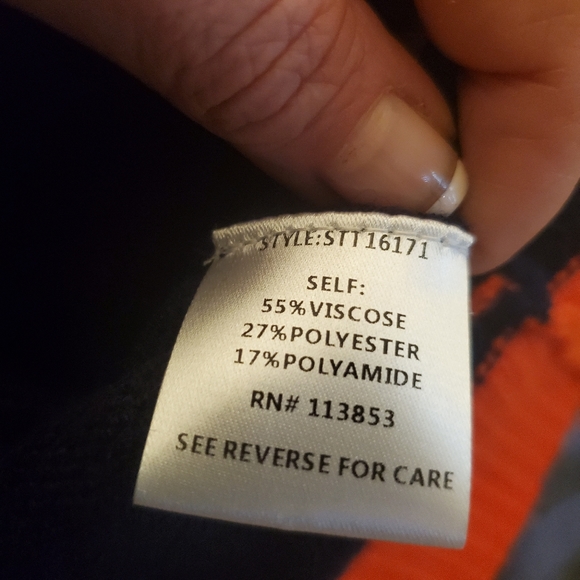 Sugarlips Boutique Briane Oversized colorblock sweater NWT - Picture 4 of 5